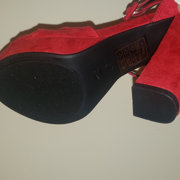 Chunky knot platform heels🔥 - Picture 4 of 5